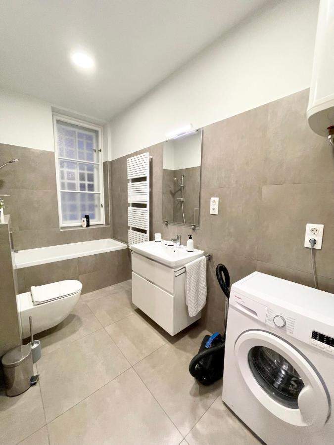 Mehdi Residence 1 Budapest Luaran gambar